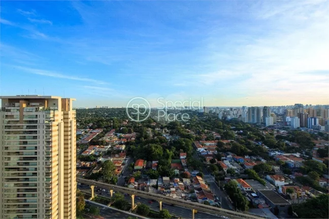 Imagem Cobertura Duplex com vista panorâmica! Quatro suítes, a master com closet, lavabo, amplo living co...