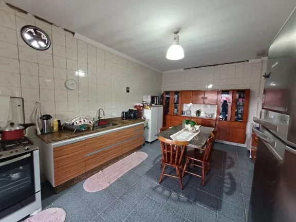 Imagem Casa com 3 dormitórios à venda, 311 m² por R$ 1.100.000,00 - Vila Maluf - Suzano/SP