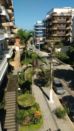 Imagem Cobertura c/ 4 Quartos Semi Mobiliada há 100 Mts da Praia