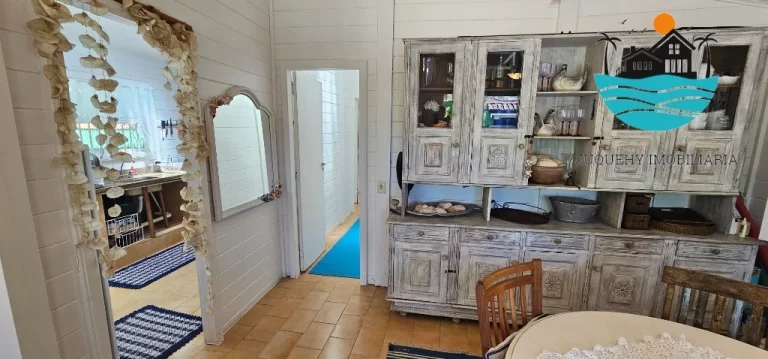 Imagem Casas para Alugar Temporada Juquehy - lado direito da praia, piscina e churrasqueira, 2 vagas 3 dorm,1 suíte, máx. 10 pessoas | Juquehy Imobiliária