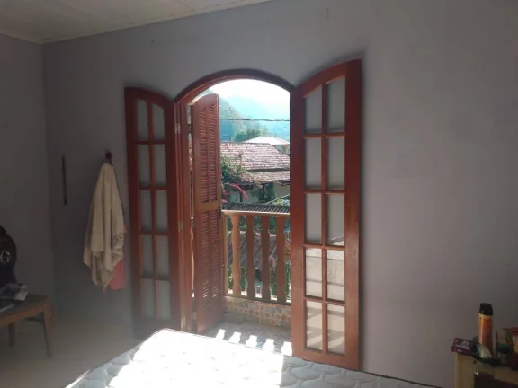 Imagem Vendo esta maravilhosa casa em Lumiar. Nova Friburgo rj.