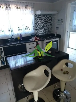 Imagem Residência Exclusiva em Condomínio Fechado - Viva o Conforto e a Elegância