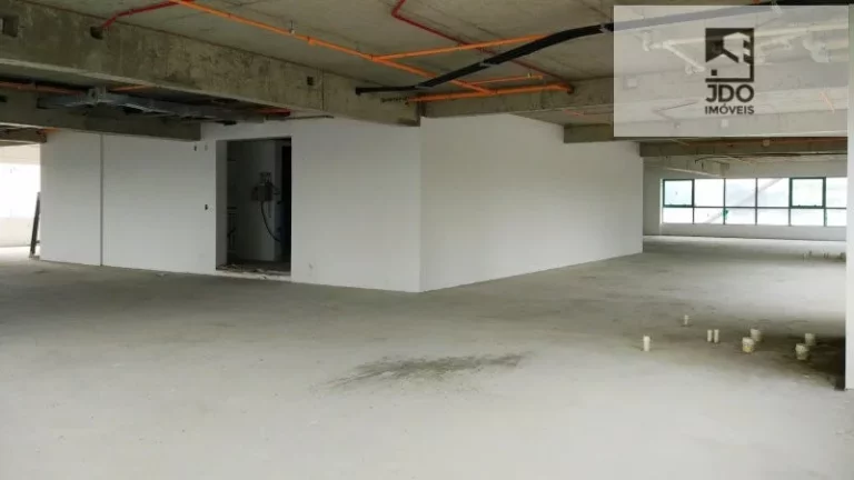 Imagem Imóvel Comercial a Venda no bairro Champagnat - Curitiba, PR