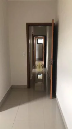 Imagem Casa térrea com 3 suítes e piscina no condomínio Vila RomanaVila Romana