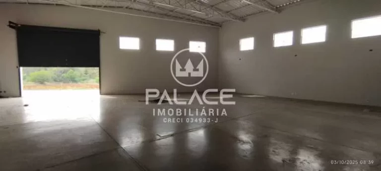 Imagem .Barracão Ótima Localização com 321,80 m²  Salão com area externa; Com 02 banheiros social; C...
