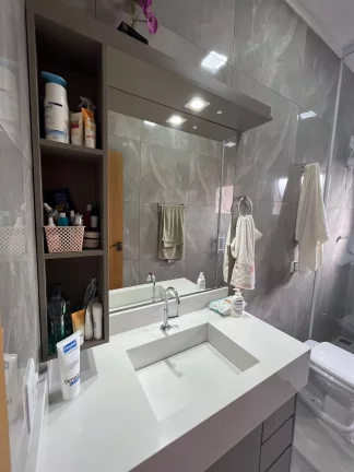 Imagem Residência Excepcional no Centro de Quadra, SP - Viva em Luxo e Conforto Absolutos!
