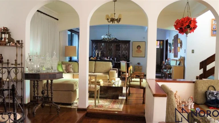 Imagem Casa ampla à venda no Bairro Nossa Senhora de Lourdes