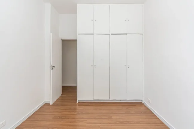 Imagem Apartamento Gávea - 24M², 4 Dorms, 1 Suíte, 1 Vaga Demarcada, Piscina, Salão de Festas, Playground, Área Verde.