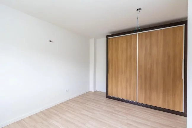 Imagem Sobrado em Condomínio no Campo Comprido