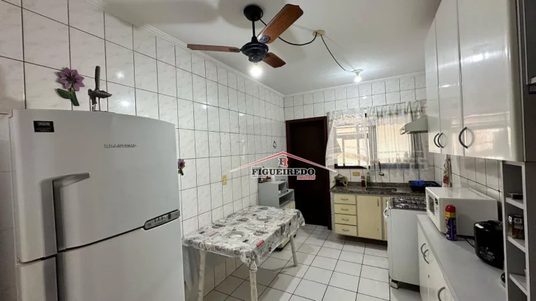 Imagem Apartamento à venda, 93 m² por R$ 470.000,00 - Vila Guilhermina - Praia Grande/SP