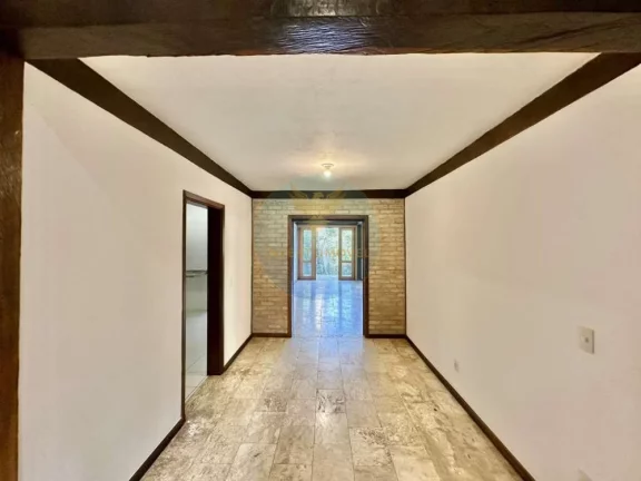 Imagem Casa em Condomínio a Venda no bairro Granja Viana - Carapicuíba, SP