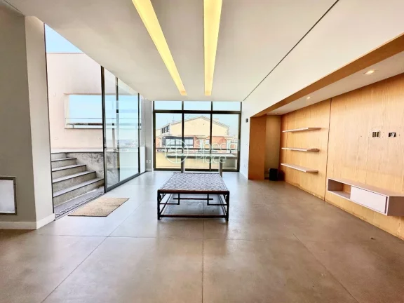 Imagem Cobertura duplex com 223m², reformada no Jardim Guedala, com incrível vista de tirar o fôlego e 0...
