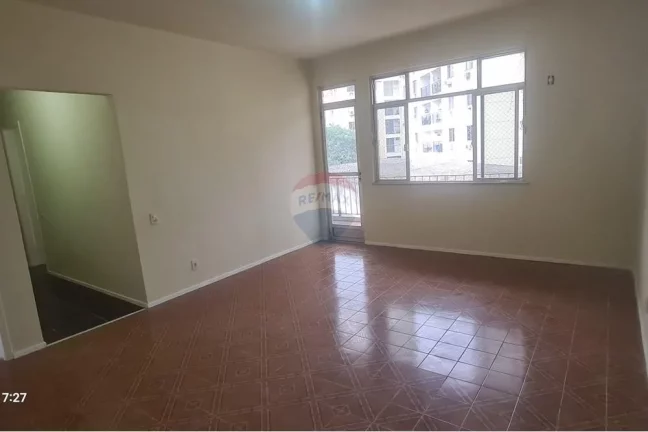 Imagem Apartamento a venda com 2 quartos - 85 m² em Vila Valqueire - Rio de Janeiro/RJ