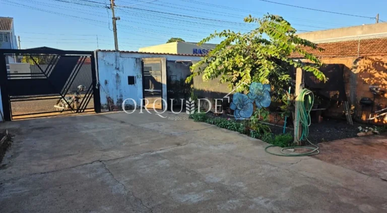 Imagem Imperdível oportunidade! Casa à venda em Rio Verde-GO, bairro Santo Agostinho, 4 quartos, 1 suíte, 1 sala, 1 banheiro, 1 vaga, 100m².