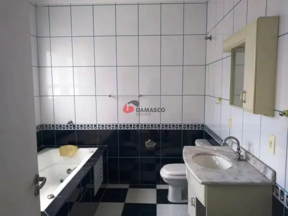 Imagem Sobrado à venda 3 Quartos, 3 Suites, 6 Vagas, 325M², Cerâmica, São Caetano do Sul - SP