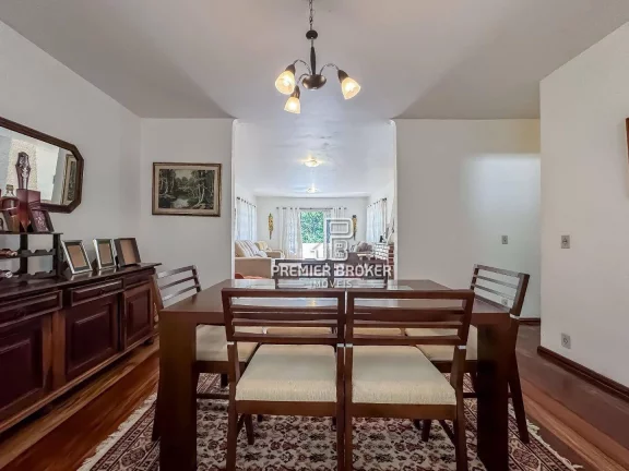 Imagem Casa à venda, 166 m² por R$ 810.000,00 - Cascata dos Amores - Teresópolis/RJ