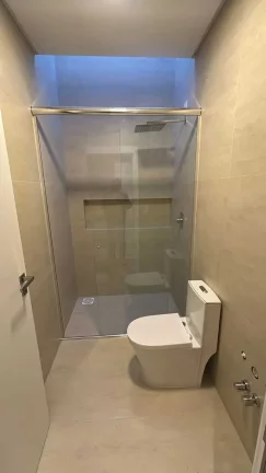 Imagem Sobrado com 3 suítes sendo 1 master e 2 vagas - Barra em Balneário Camboriú/SC