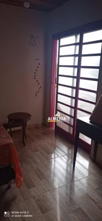 Imagem Casa com 3 dormitórios à venda, 174 m² por R$ 435.000,00 - Estádio - Rio Claro/SP