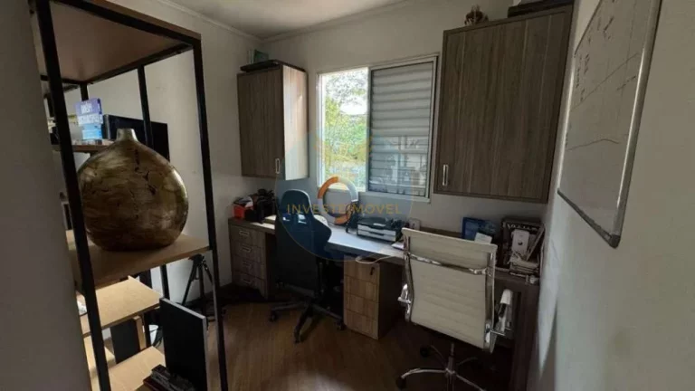 Imagem Casa em Condomínio a Venda no bairro Granja Viana - Cotia, SP