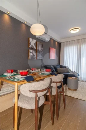Imagem Apartamento para alugar com 2 quartos no condomínio Helbor B Liv Broklin, São Paulo - SP