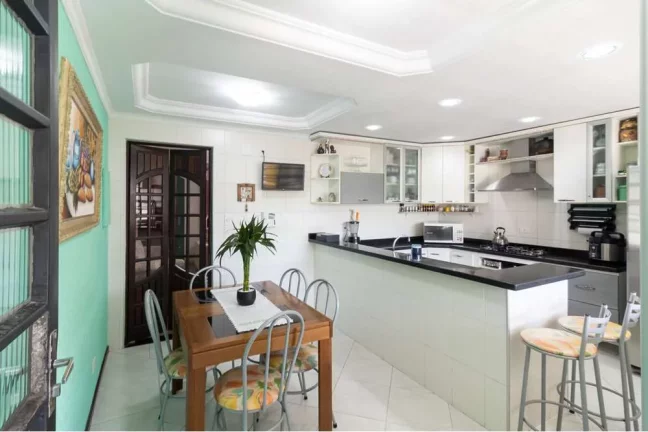 Imagem Casa Única com Piscina, Sauna e Salão de Festas no Jaraguá
