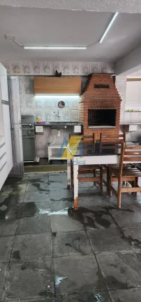 Imagem Duas Casas Comerciais no Mesmo Terreno com 10 Vagas e Excelente Estrutura