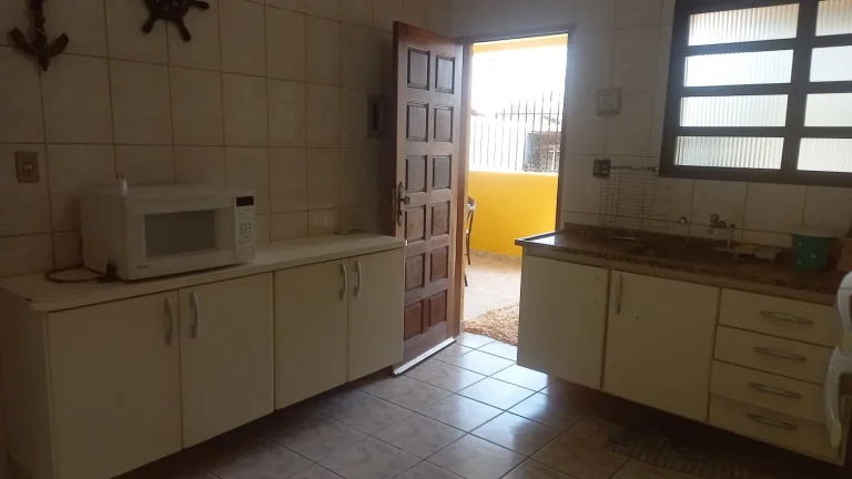 Imagem Casa para Venda em Itanhaém, Gaivota (Praia), 5 dormitórios, 3 suítes, 1 banheiro, 4 vagas