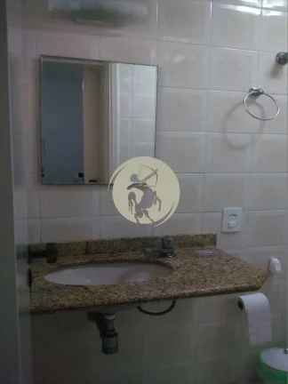 Imagem O APTO TEM 60 M2 E 104,05 M2 DE ÁREA ÚTIL, FICA DE FUNDOS COM SEM REFORMAS. DOIS DORMITÓRIOS SEND...