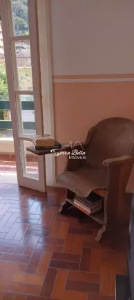 Imagem Casa com 4 dormitórios à venda, 250 m² por R$ 840.000 - Alto - Teresópolis/RJ