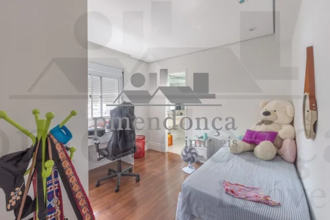 Imagem Apartamento na Vila Romana com 4 quartos (3sui­tes) e 3 vagas, 177m²