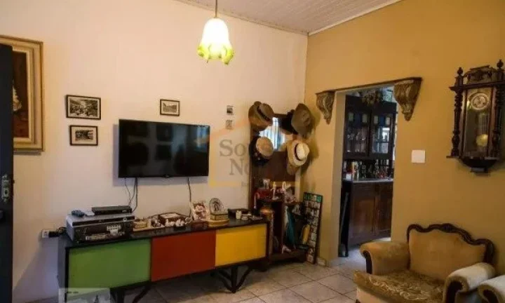 Imagem Casa térrea, 2 dormitórios, banheiro, cozinha, lavanderia, terraço descoberto, sem vaga. 70m².

...