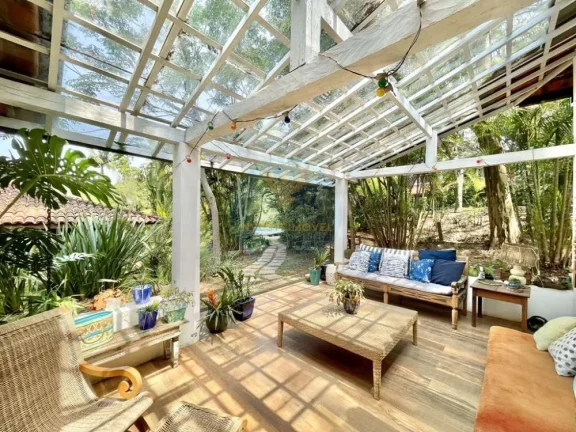 Imagem Casa em Condomínio a Venda no bairro Granja Viana - Cotia, SP