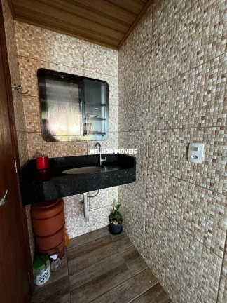 Imagem Chácara á venda com 2 casas, piscina, salão de festa localizada em Camboriú Santa Catarina