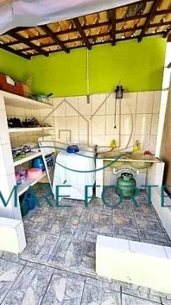 Imagem AMPLA CASA COM CHURRASQUEIRA E QUINTAL