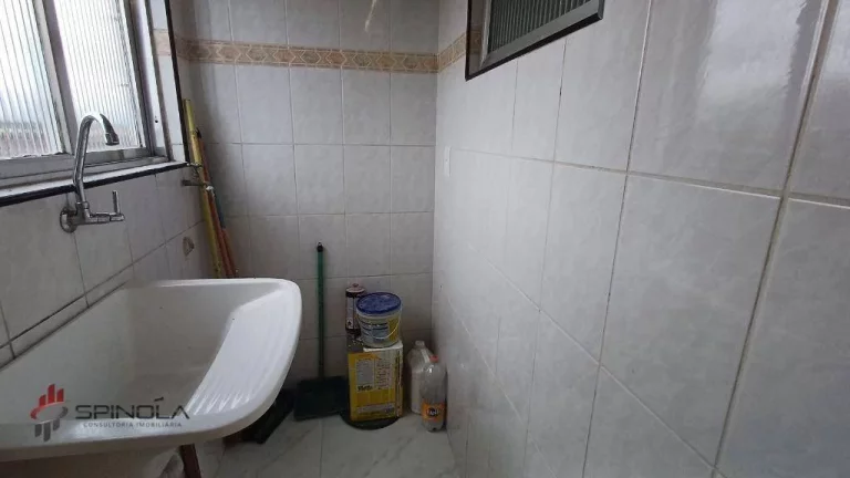 Imagem Apartamento com 1 dormitório à venda, 62 m² por R$ 240.000,00 - Maracanã - Praia Grande/SP