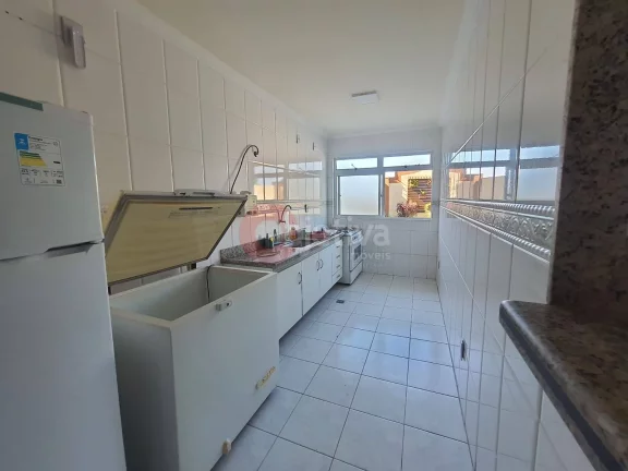 Imagem Cobertura duplex mobiliada, 4 quartos, Algodoal - Cabo Frio