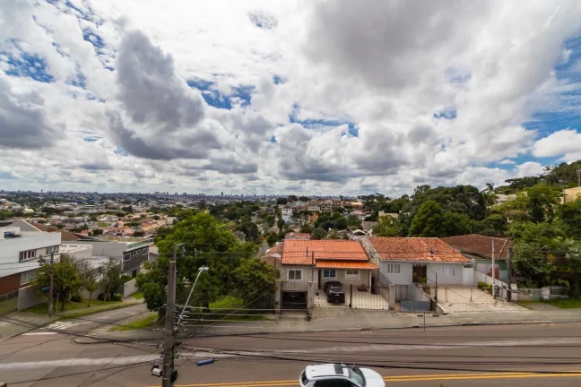 Imagem Sobrado novo em condomínio com Ático no Uberaba com suíte