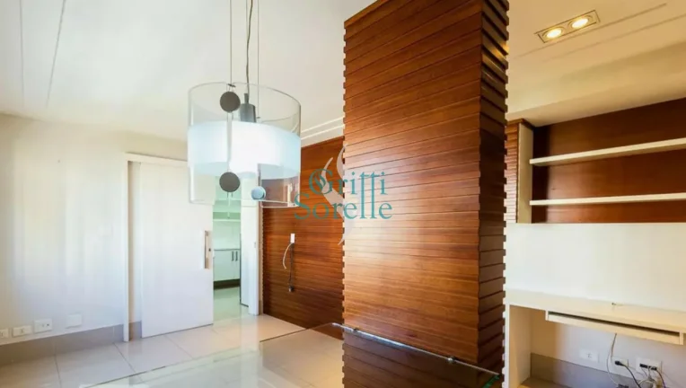 Imagem Apartamento à Venda em Moema - São Paulo/SP.