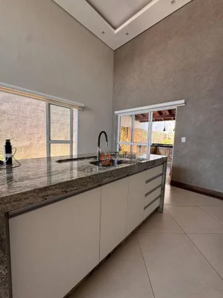 Imagem Casa com 5 dormitórios à venda, 300 m² por R$ 1.590.000 - Jardim dos Pinheiros - Atibaia/SP