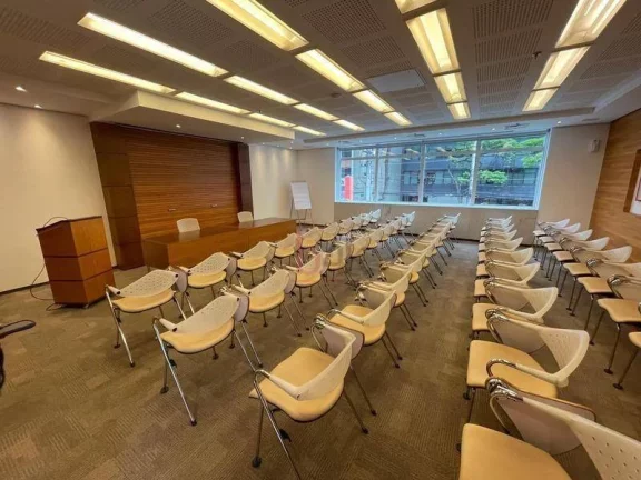 Imagem Conjunto Comercial para Alugar, 96m², 3 Vagas na Berrini - Ed. Itamaracá