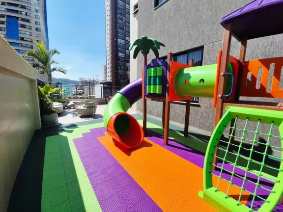 Imagem Apartamento com 3 suítes e 2 vagas de garagem em Balneário Camboriú/SC