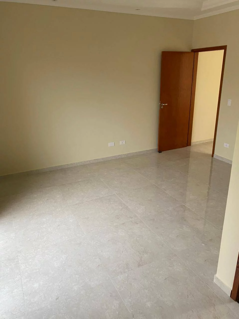 Imagem Casa com 03 Dormitórios à Venda no Jardim das Indústrias - SJCampos SP