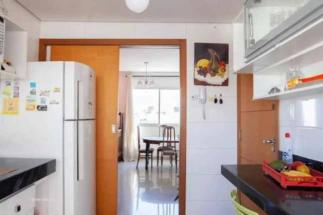 Imagem Localizado no bairro Santa Ines, este espaçoso apartamento oferece 121 metros quadrados de conforto...