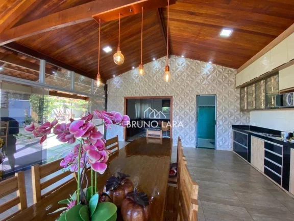 Imagem Sítio com 5 dormitórios à venda, 1870 m² por R$ 1.600.000,00 - Vivendas Santa Mônica - Igarapé/MG