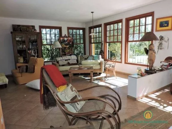 Imagem Casa em cond. com estilo, charme e privacidade!