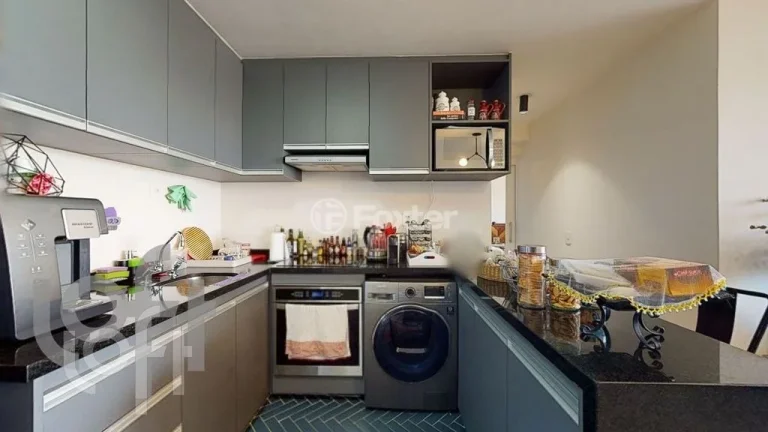 Imagem Apartamento 69M², 2Q, 1 Suíte, 2 Banheiros, 1 Vaga, Varanda, Piscina, Churrasqueira, Piscina Aquecida, Salão de Festas e Jogos, Gerador, Playground.