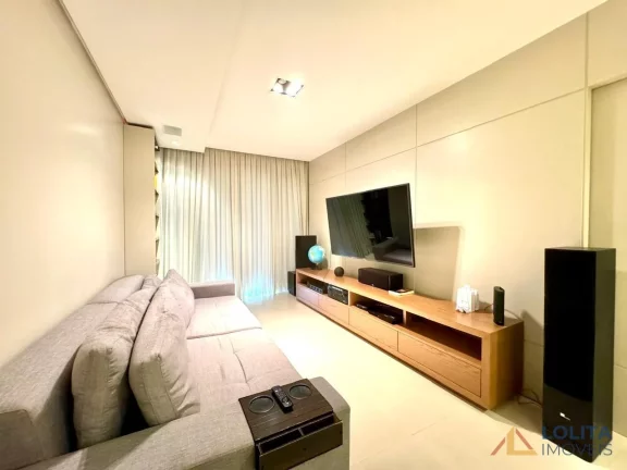 Imagem Apartamento à Venda no Centro, 3 quartos e 3 vagas em Florianópolis/SC.
