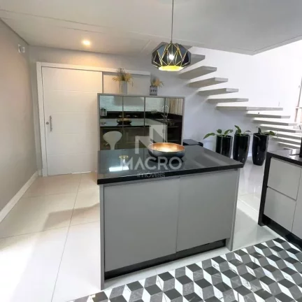 Imagem Casa Mobiliada | Czerniewicz | 3 quartos (1 suíte) | 312m²