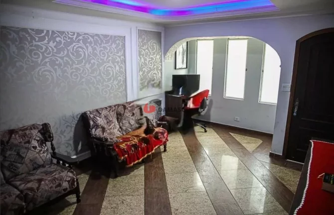 Imagem Sobrado à venda 3 Quartos, 2 Vagas, 140M², Cerâmica, São Caetano do Sul - SP