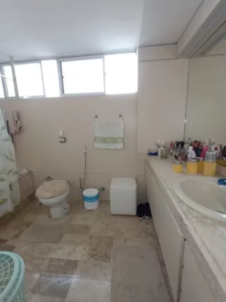 Imagem Apartamento de 270m² à venda, com 4 quartos (1 suíte), localizado em Piedade, Jaboatão dos Guararapes - Pernambuco.